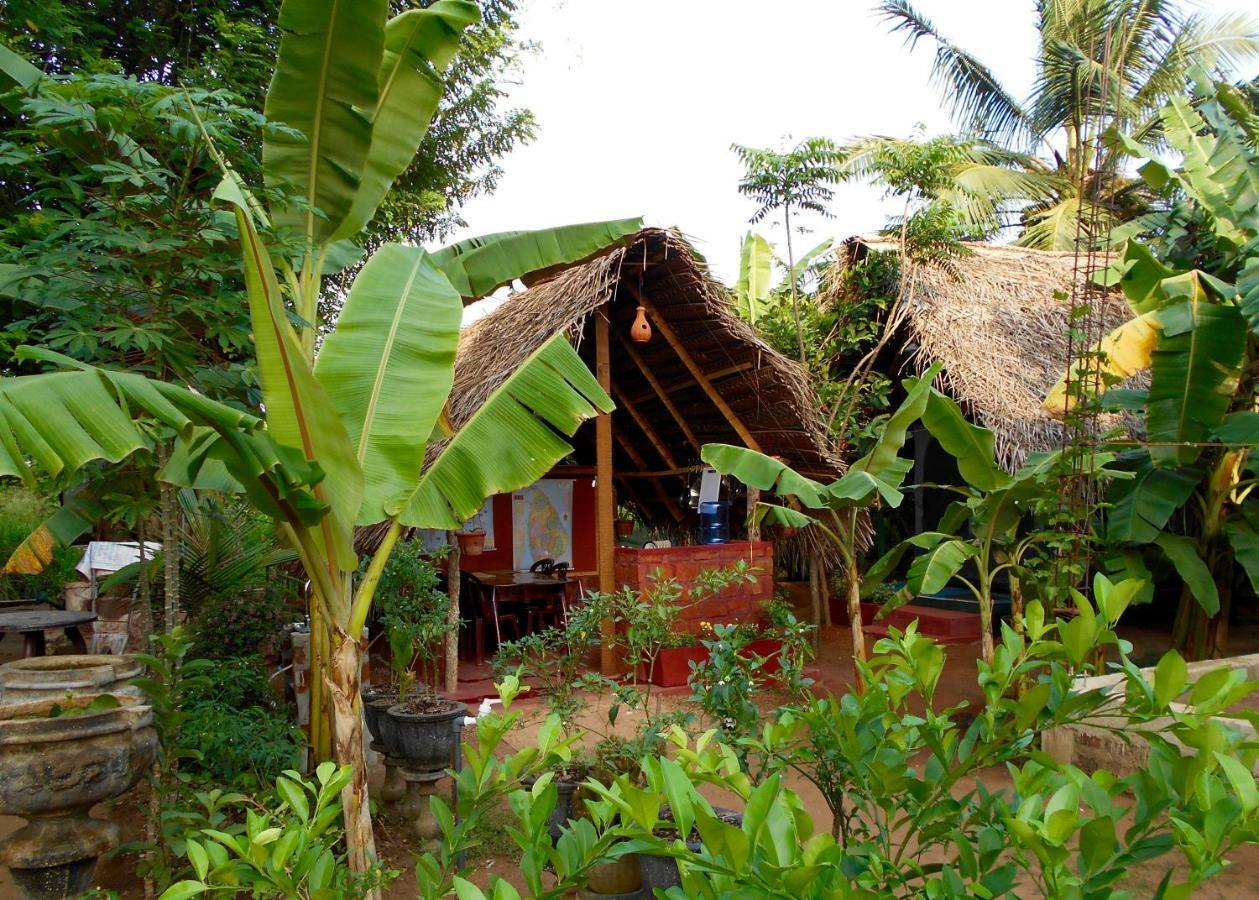 Homestay Camping Anuradhapura Buitenkant foto
