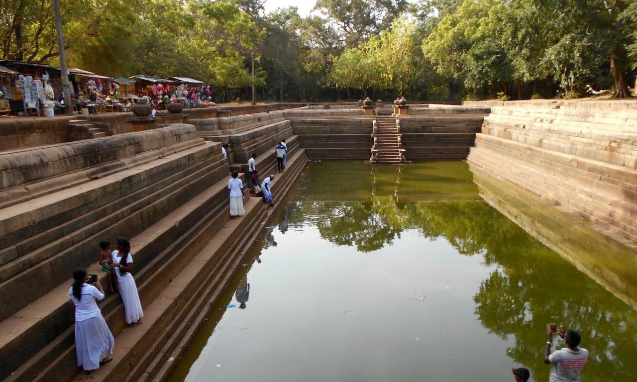 Homestay Camping Anuradhapura Buitenkant foto