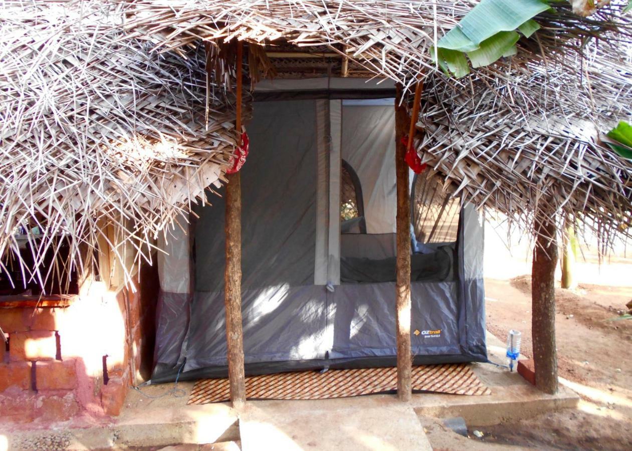 Homestay Camping Anuradhapura Buitenkant foto