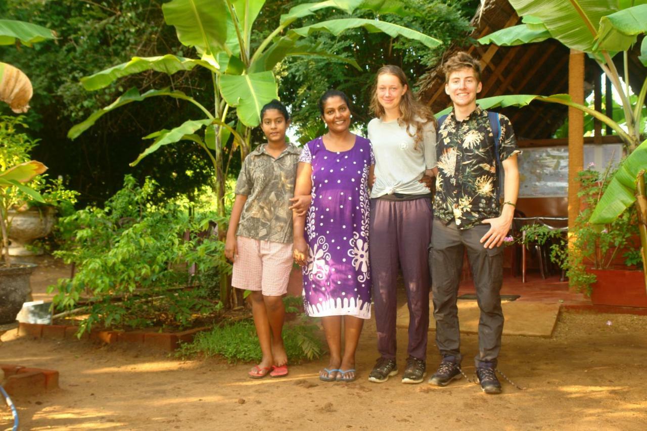 Homestay Camping Anuradhapura Buitenkant foto