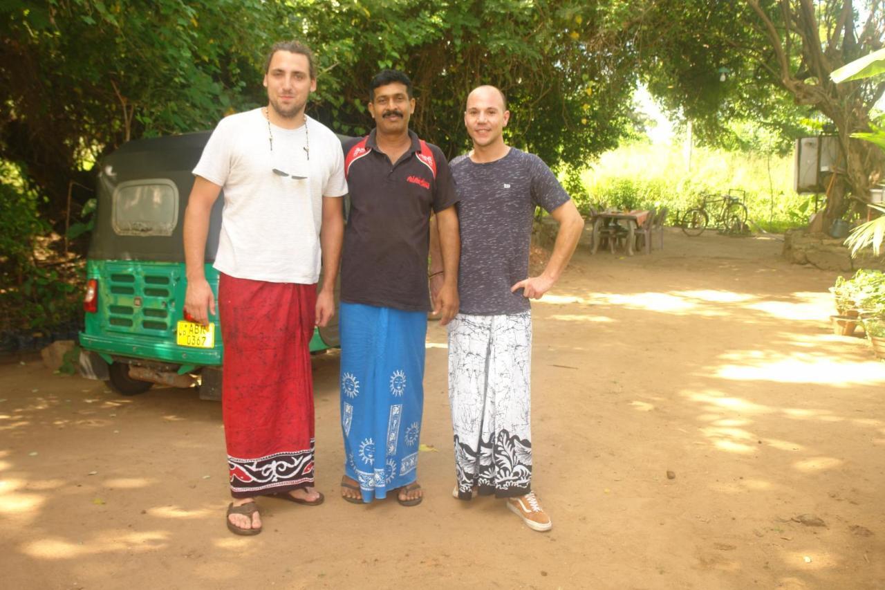 Homestay Camping Anuradhapura Buitenkant foto