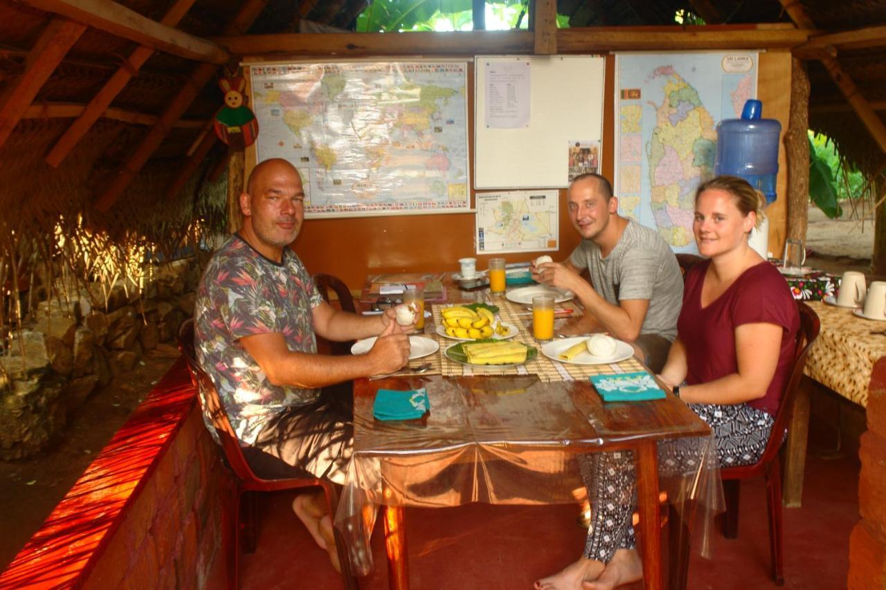Homestay Camping Anuradhapura Buitenkant foto
