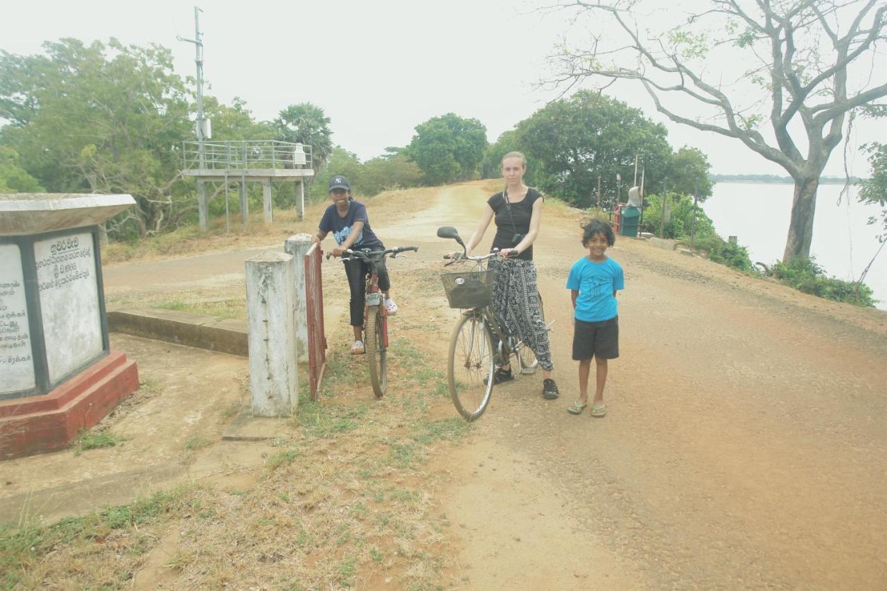 Homestay Camping Anuradhapura Buitenkant foto
